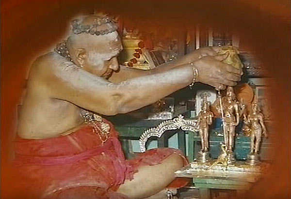 Tiru Muruga Kripānanda Vāriyār